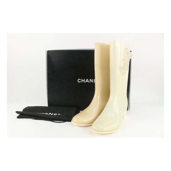 Chanel Size 41 Ivory Camellia Jelly Rain Boot 1216c14 - Picture 2 of 12